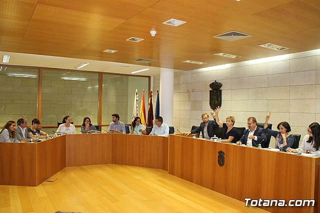 Pleno extraordinario. Presupuesto general municipal para el ejercicio 2017 - 18