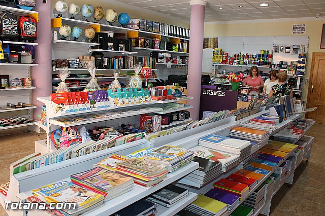 Librera Hermes remodela sus instalaciones - 5