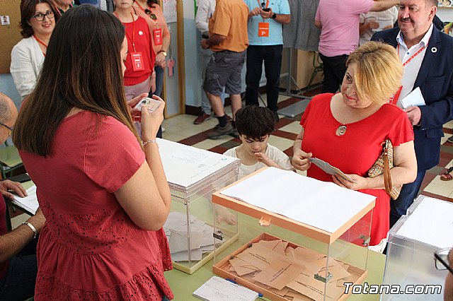 Jornada electoral. Elecciones municipales, a la Asamblea Regional y al Parlamento Europeo - 26M 2019 - 171