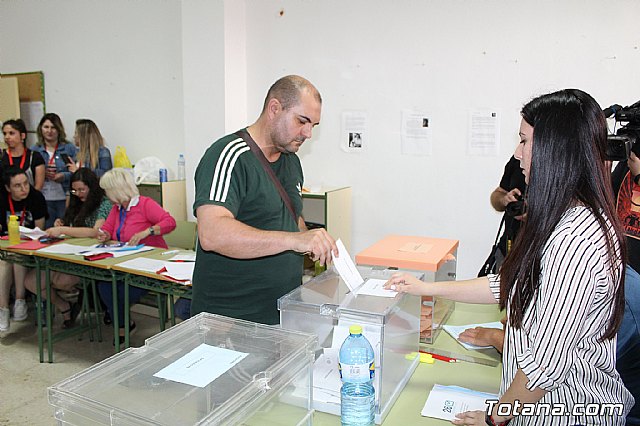 Jornada electoral. Elecciones municipales, a la Asamblea Regional y al Parlamento Europeo - 26M 2019 - 247