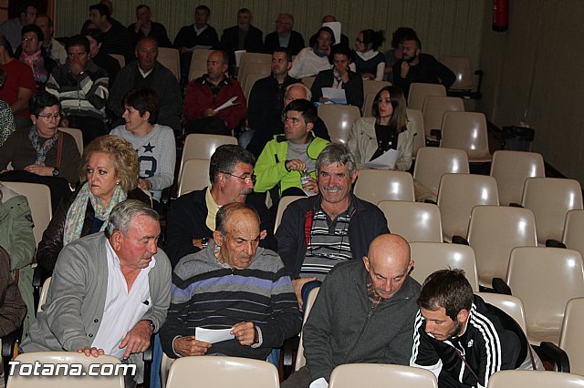 Nueva asamblea informativa con los afectados de la Lnea de Alta Tensin - 3