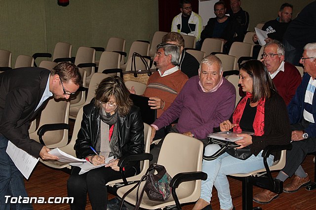 Nueva asamblea informativa con los afectados de la Lnea de Alta Tensin - 4