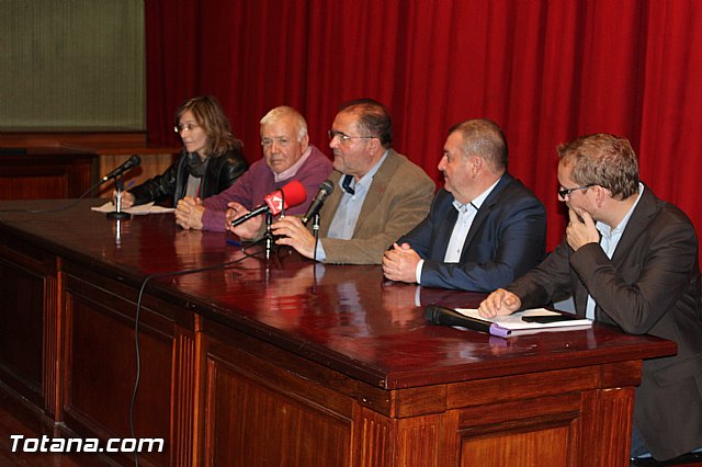 Nueva asamblea informativa con los afectados de la Lnea de Alta Tensin - 16
