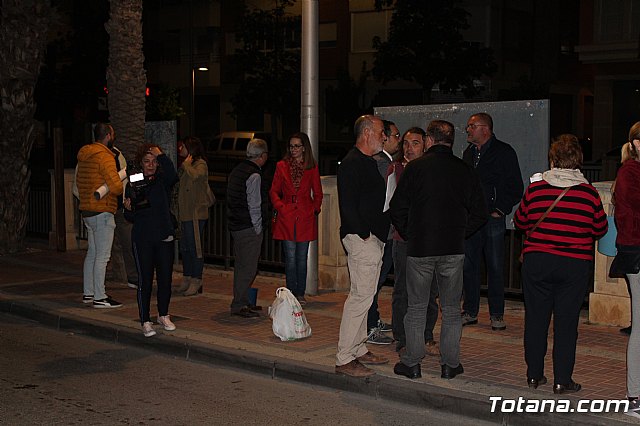 Pegada de carteles- Elecciones Generales 10N - 2
