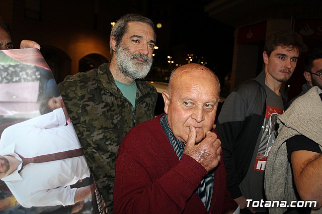 Pegada de carteles- Elecciones Generales 10N - 9