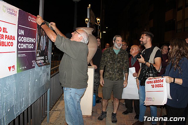 Pegada de carteles- Elecciones Generales 10N - 12