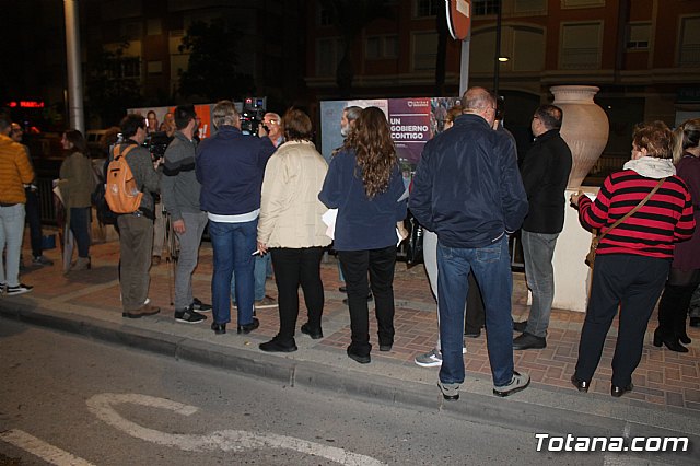 Pegada de carteles- Elecciones Generales 10N - 20