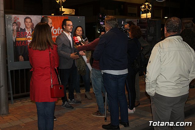 Pegada de carteles- Elecciones Generales 10N - 30