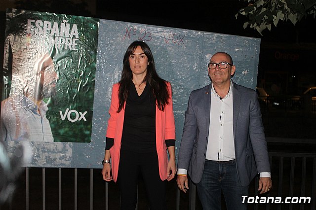 Pegada de carteles- Elecciones Generales 10N - 40