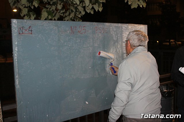 Pegada de carteles- Elecciones Generales 10N - 50