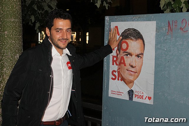 Pegada de carteles- Elecciones Generales 10N - 58