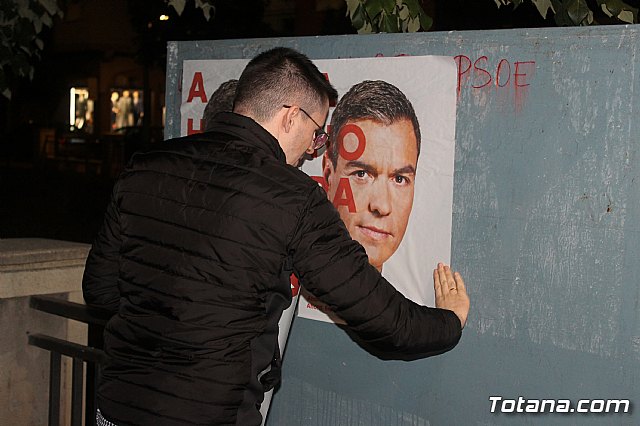 Pegada de carteles- Elecciones Generales 10N - 62
