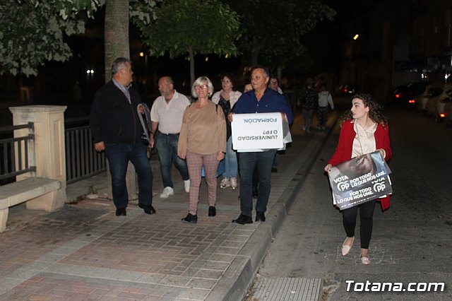 Pegada de carteles- Elecciones Generales 10N - 81