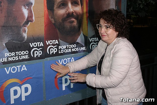 Pegada de carteles- Elecciones Generales 10N - 93