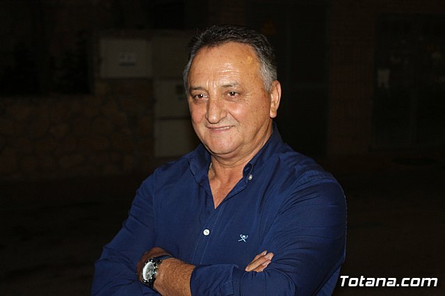 Pegada de carteles- Elecciones Generales 10N - 97