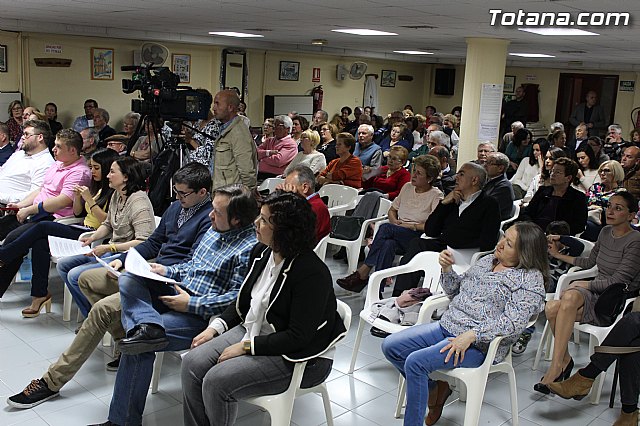 Asamblea PSOE Totana - Presentacin y aprobacin del Programa de Gobierno - 15