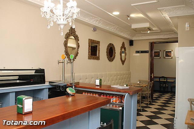 Pizzera TREVI abre un nuevo local en el centro de Totana: 