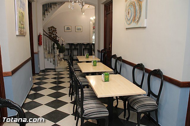 Pizzera TREVI abre un nuevo local en el centro de Totana: 