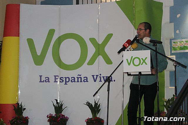 Presentacin VOX Totana  - Elecciones 26M 2019 - 40