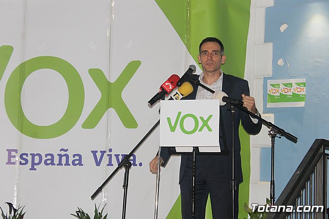 Presentacin VOX Totana  - Elecciones 26M 2019 - 61
