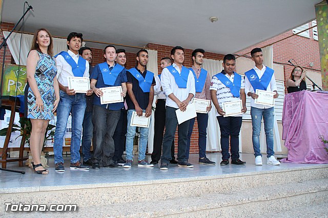 Graduacin bachillerato y ciclos formativos IES Prado Mayor 2016 - 102