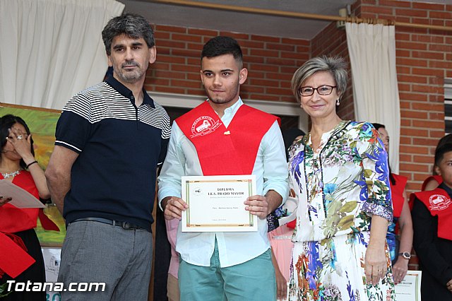 Graduacin bachillerato y ciclos formativos IES Prado Mayor 2016 - 187