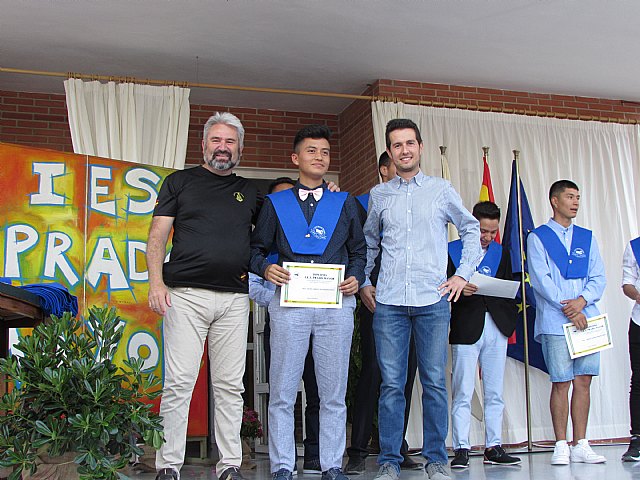 Graduaciones IES Prado Mayor 2 de Ciclos Formativos de Grado Medio y 2 de Bachillerato - 2019 - 59