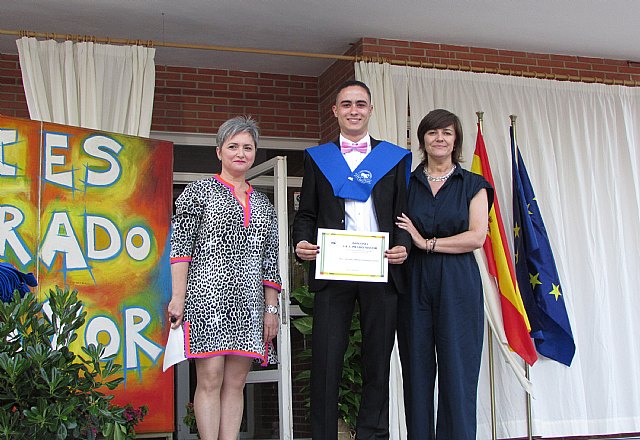 Graduaciones IES Prado Mayor 2 de Ciclos Formativos de Grado Medio y 2 de Bachillerato - 2019 - 62