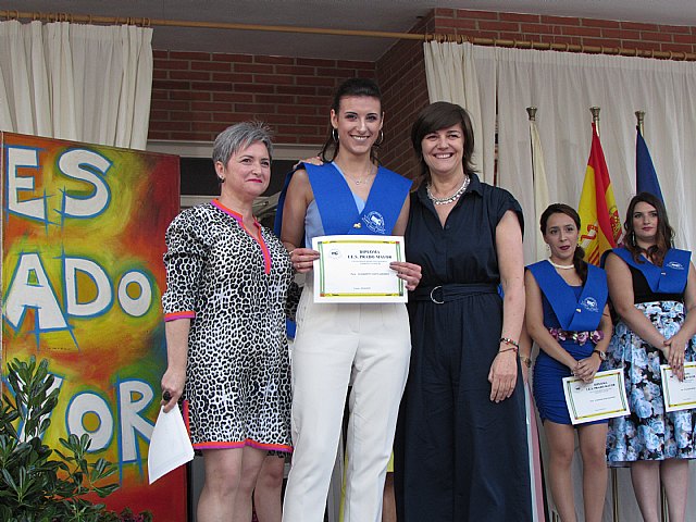 Graduaciones IES Prado Mayor 2 de Ciclos Formativos de Grado Medio y 2 de Bachillerato - 2019 - 76