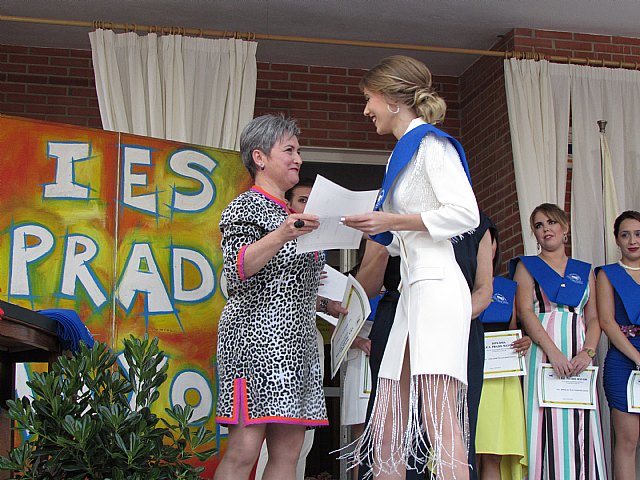 Graduaciones IES Prado Mayor 2 de Ciclos Formativos de Grado Medio y 2 de Bachillerato - 2019 - 81