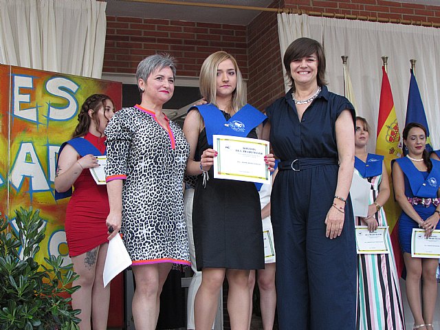 Graduaciones IES Prado Mayor 2 de Ciclos Formativos de Grado Medio y 2 de Bachillerato - 2019 - 90