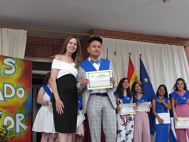Graduaciones IES Prado Mayor 2 de Ciclos Formativos de Grado Medio y 2 de Bachillerato - 2019 - 106