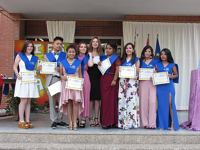 Graduaciones IES Prado Mayor 2 de Ciclos Formativos de Grado Medio y 2 de Bachillerato - 2019 - 108