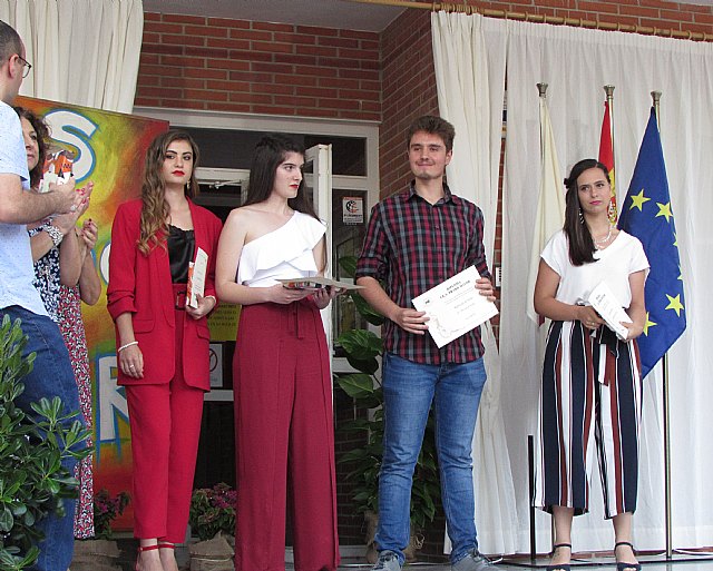Graduaciones IES Prado Mayor 2 de Ciclos Formativos de Grado Medio y 2 de Bachillerato - 2019 - 114