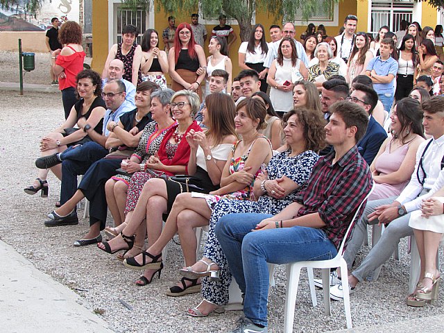 Graduaciones IES Prado Mayor 2 de Ciclos Formativos de Grado Medio y 2 de Bachillerato - 2019 - 132
