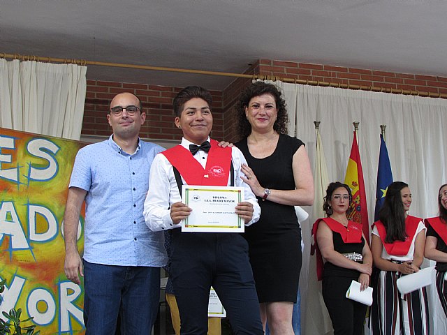Graduaciones IES Prado Mayor 2 de Ciclos Formativos de Grado Medio y 2 de Bachillerato - 2019 - 142