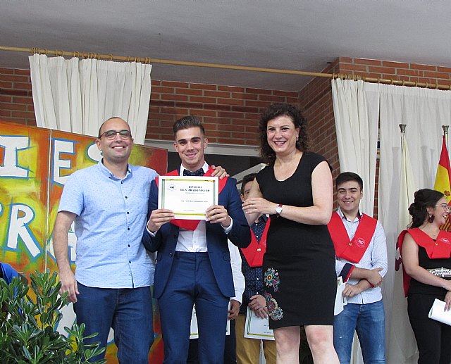 Graduaciones IES Prado Mayor 2 de Ciclos Formativos de Grado Medio y 2 de Bachillerato - 2019 - 143