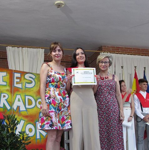 Graduaciones IES Prado Mayor 2 de Ciclos Formativos de Grado Medio y 2 de Bachillerato - 2019 - 159