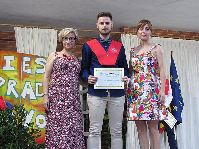 Graduaciones IES Prado Mayor 2 de Ciclos Formativos de Grado Medio y 2 de Bachillerato - 2019 - 169