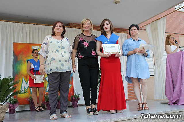 Graduacin 4 ESO y 2 FP bsica - Prado Mayor 2016/2017  - 68