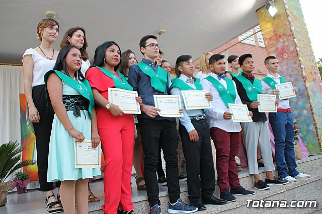 Graduacin 4 ESO y 2 FP bsica - Prado Mayor 2016/2017  - 159