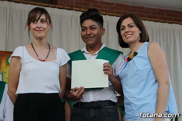 Graduacin 4 ESO y 2 FP bsica - Prado Mayor 2016/2017  - 173