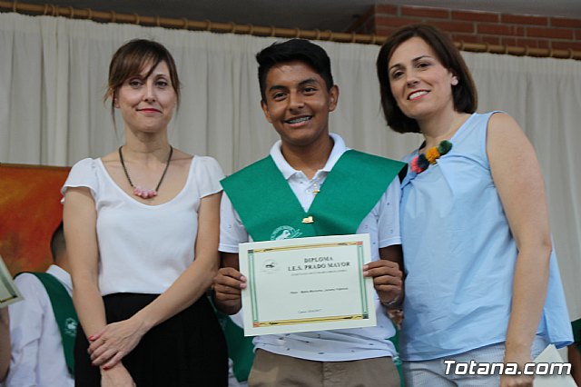 Graduacin 4 ESO y 2 FP bsica - Prado Mayor 2016/2017  - 179