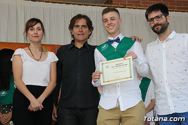 Graduacin 4 ESO y 2 FP bsica - Prado Mayor 2016/2017  - 223