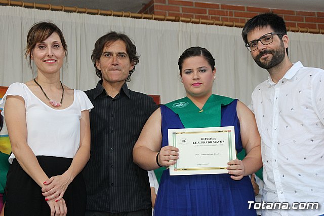 Graduacin 4 ESO y 2 FP bsica - Prado Mayor 2016/2017  - 237