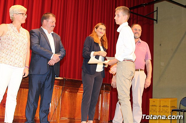 II Premios de Excelencia Acadmica.  Curso 2016/2017 - 18
