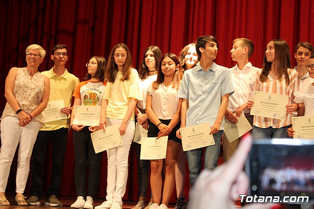 II Premios de Excelencia Acadmica.  Curso 2016/2017 - 33