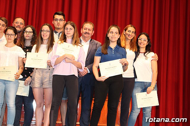 II Premios de Excelencia Acadmica.  Curso 2016/2017 - 35