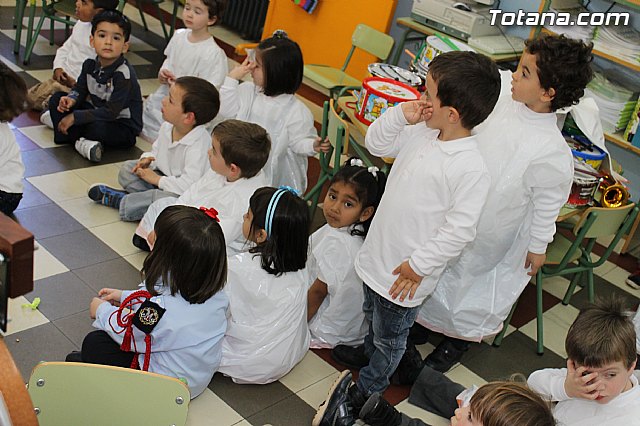 Procesin infantil Colegio Santiago - Semana Santa 2013 - 14