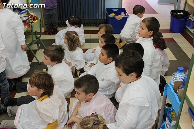 Procesin infantil Colegio Santiago - Semana Santa 2013 - 15